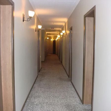 Hotel Cristal Palace Tbilisi Eksteriør bilde