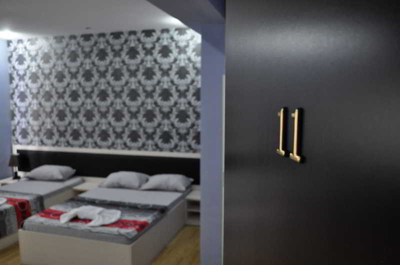 Hotel Cristal Palace Tbilisi Eksteriør bilde