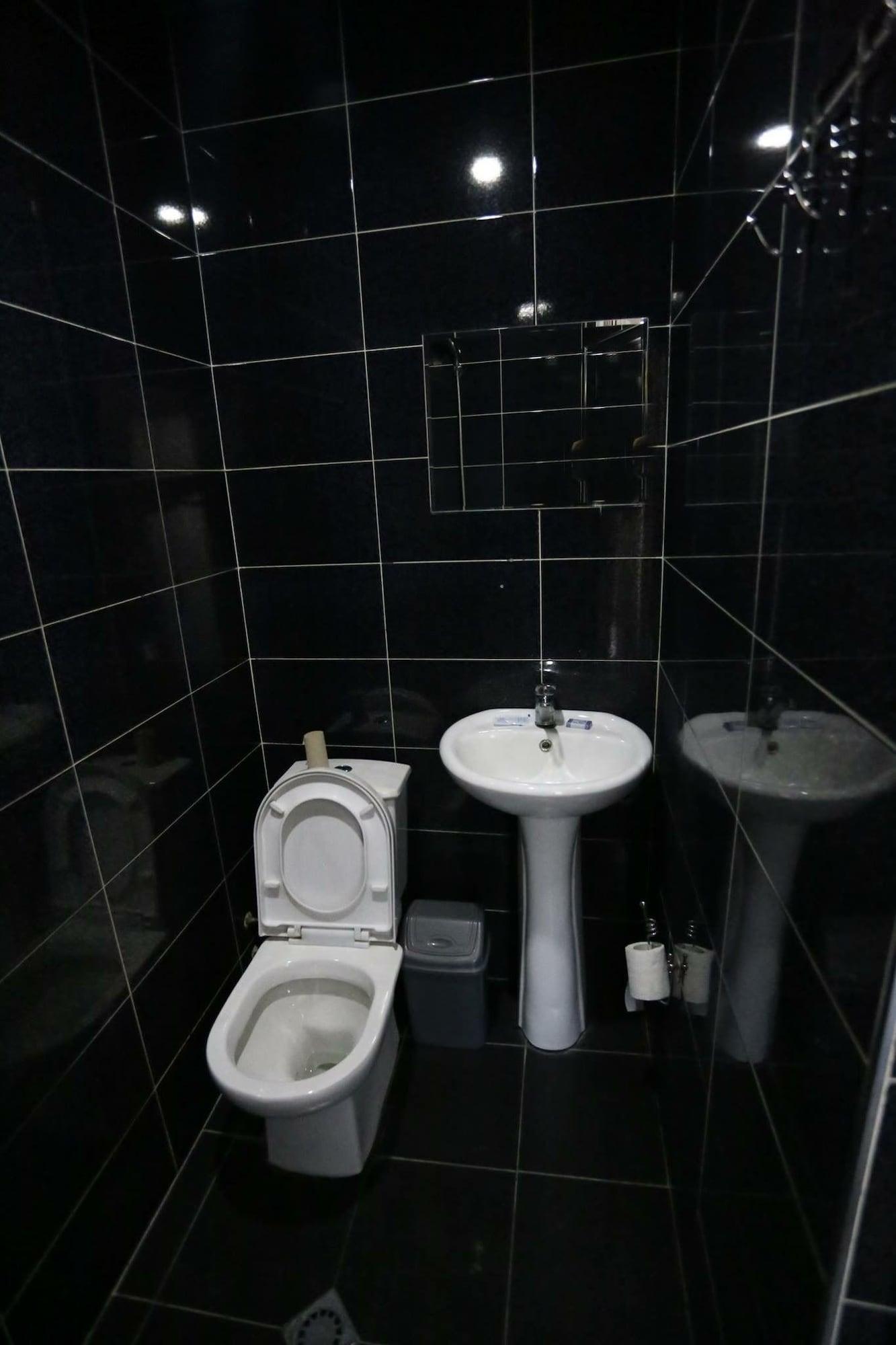 Hotel Cristal Palace Tbilisi Eksteriør bilde