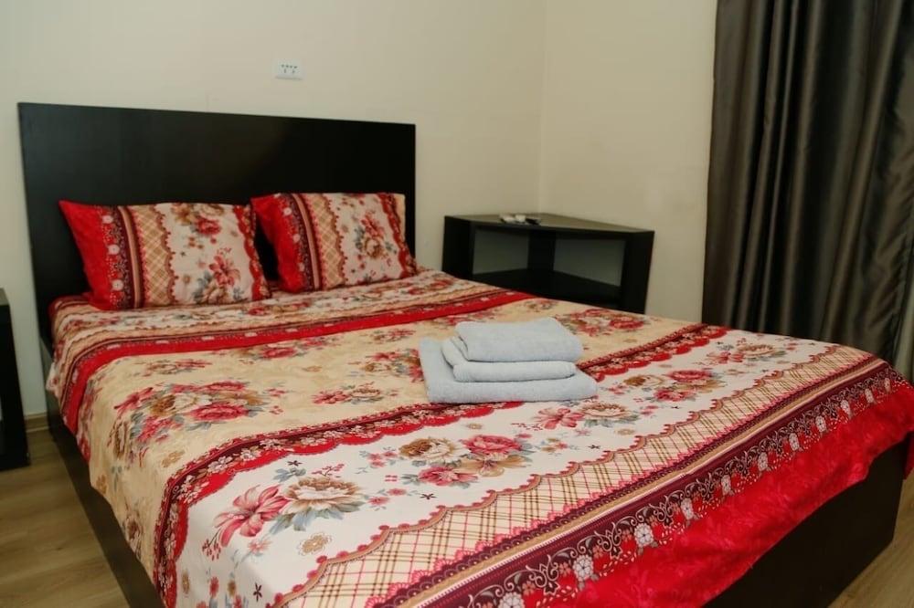 Hotel Cristal Palace Tbilisi Eksteriør bilde