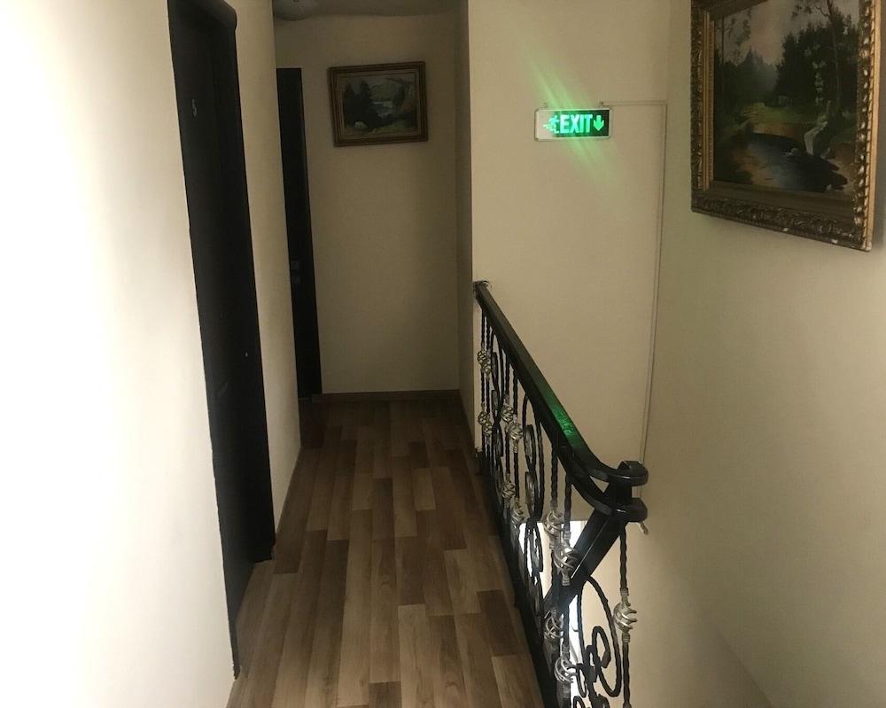 Hotel Cristal Palace Tbilisi Eksteriør bilde