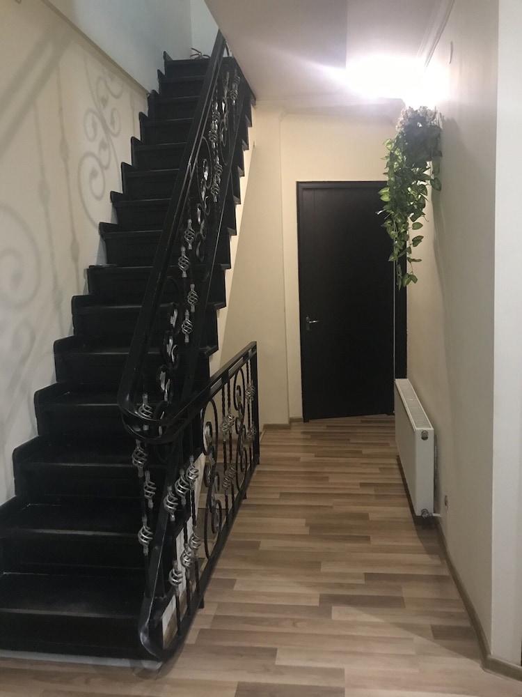 Hotel Cristal Palace Tbilisi Eksteriør bilde