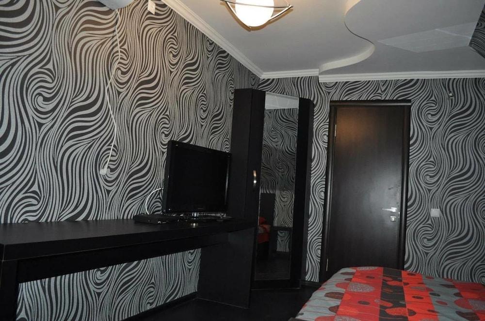 Hotel Cristal Palace Tbilisi Eksteriør bilde