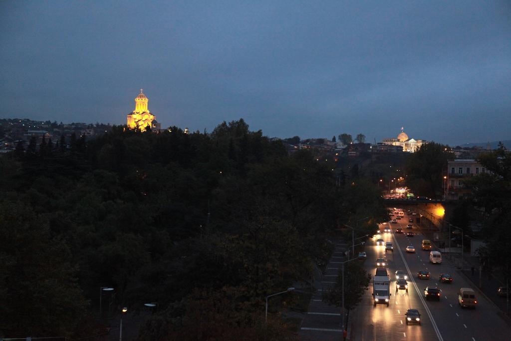Hotel Cristal Palace Tbilisi Eksteriør bilde